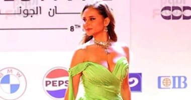 4 ألوان مطرقعة على السجادة الحمراء لمهرجان الجونة.. البرتقالى والفسفورى الأبرز 4 ألوان مطرقعة على السجادة الحمراء لمهرجان الجونة.. البرتقالى والفسفورى الأبرز