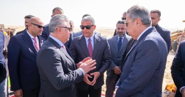 جولة تفقدية موسعة لرئيس المنطقة الاقتصادية بمنطقتى وادى التكنولوجيا والقنطرة غرب