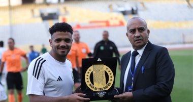 رشاد المتولى يحصل على جائزة رجل مباراة مودرن سبورت وفاركو 