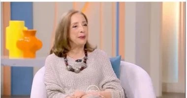 الفنانة التشكيلية ناظلى مدكور ضيفة ستات ستات اليوم على شاشة dmc