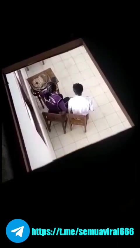 Lagi Enak Enaknya Main Di Intip Temen