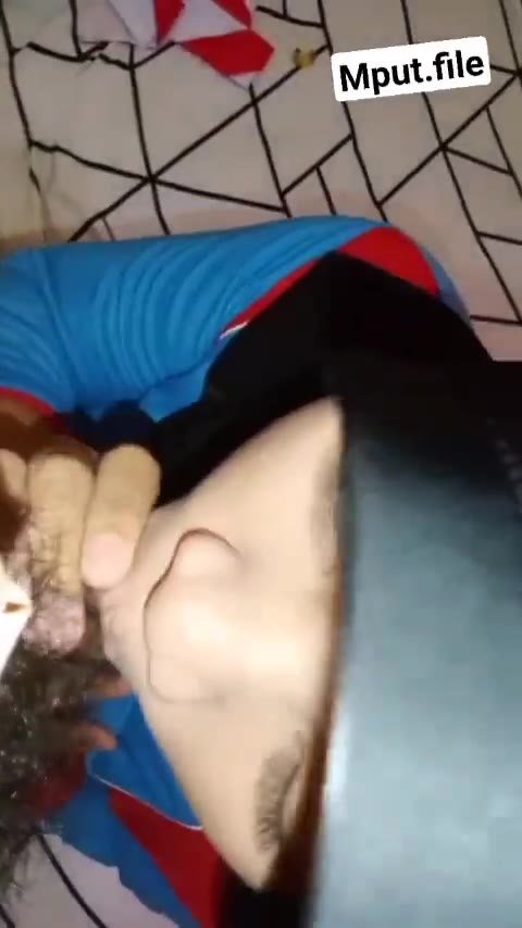 Jilbab Hitam Baju Biru Olahraga Nyepong Dood Stream