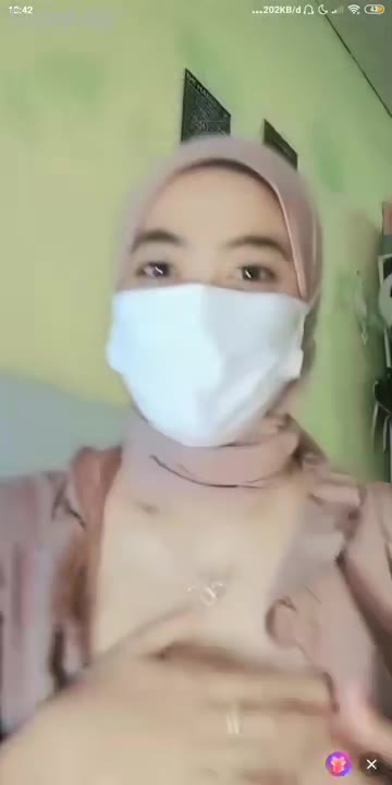 Ukhti Lagi Nyusuin Anak Kasih Spill Puting Live Bokep Indo Viral Hijab