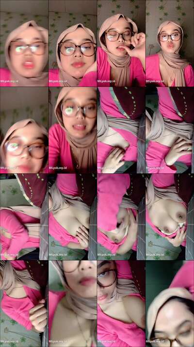 Poster for Hijab Pink Buka Semua Keliatan Toket Video Bokep