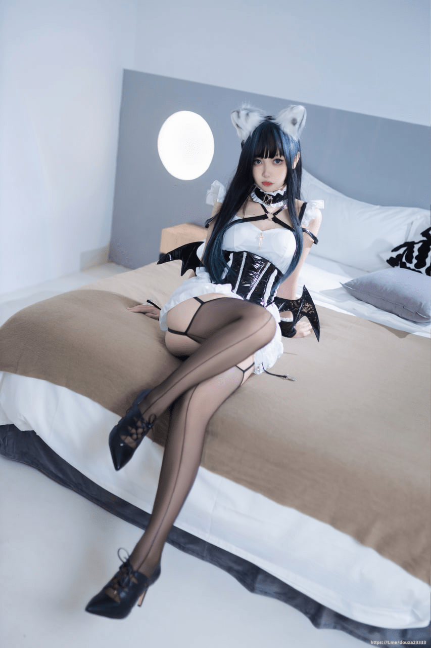 洛桑w伊梓 猫耳小恶魔