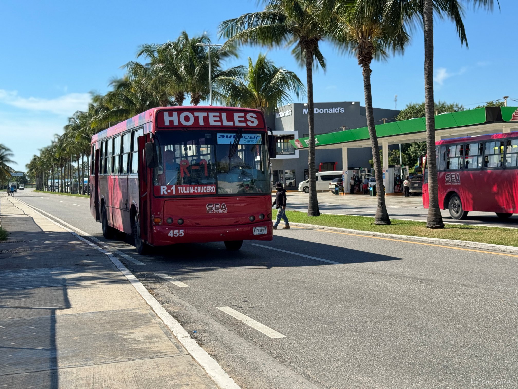 墨西哥坎昆交通攻略，含市區到飯店區公車搭乘紀錄