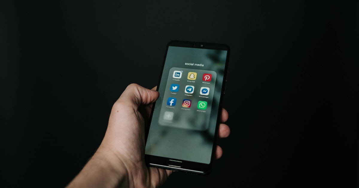 Govt May Consider Relaxing SIM-Binding Rules: Report