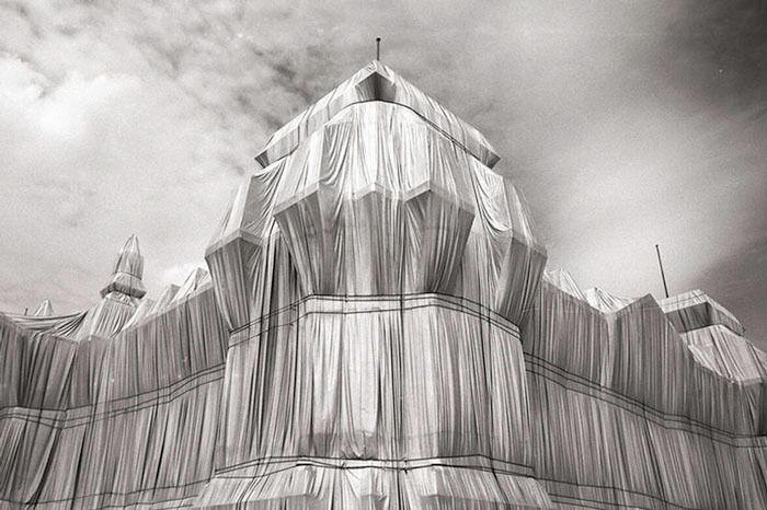 Jeanne Claude Christo Un Duo A Gran Escala Noticias De Arquitectura Y Diseno