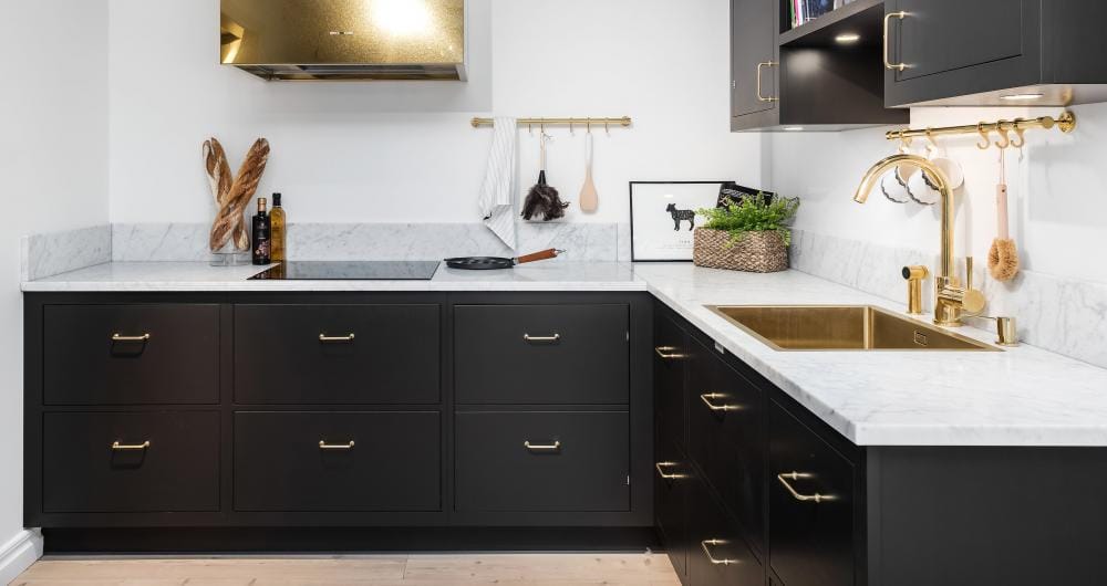 Framförallt är det behov som styr hur ofta renovering får ske av kök i en hyresrätt. 9 Satt Att Gora Om En Hyresratt Utan Att Renovera Inredningsvis