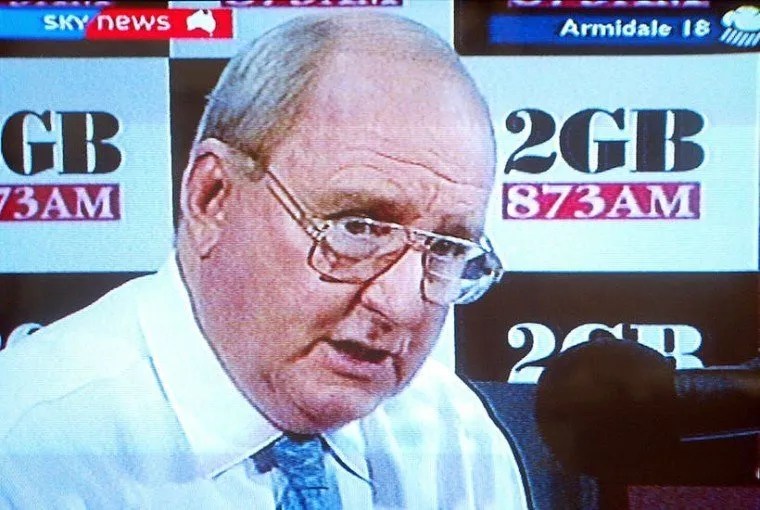 Jones verbrachte seine kindheit in portland (oregon), wo er mit sechs jahren gitarre und schlagzeug lernte. Why Won T The Left Admit Their War On Alan Jones Is A War On Dissenting Opinion