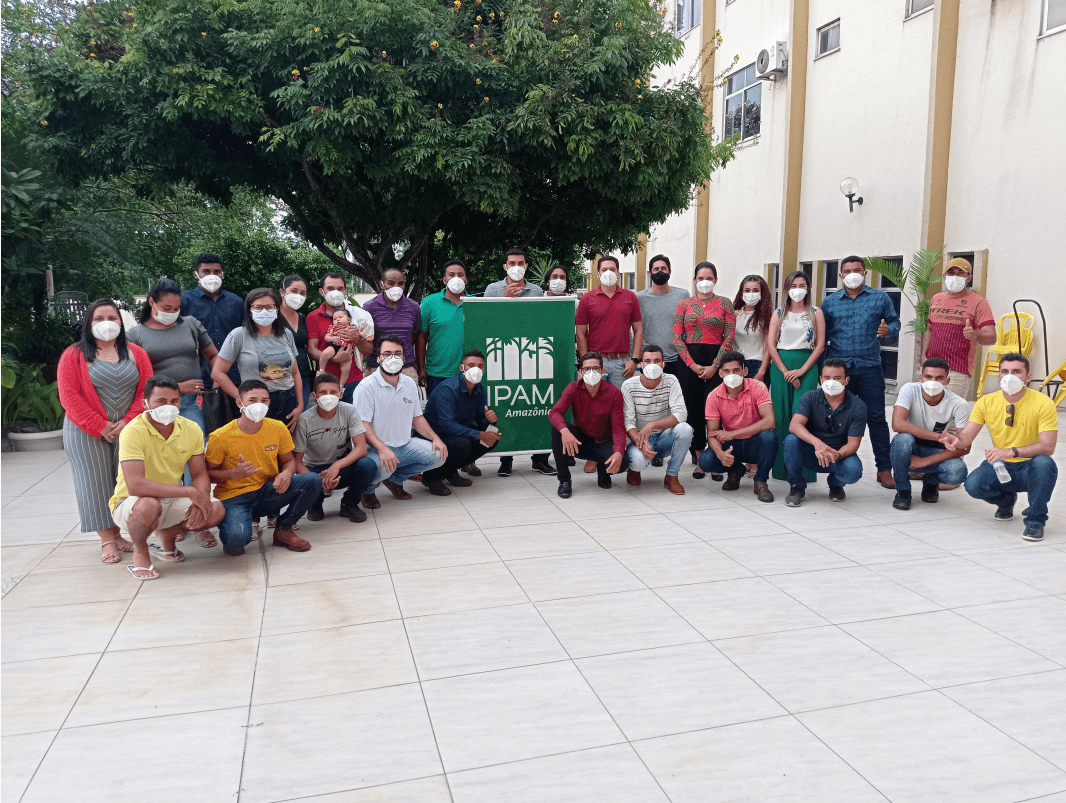 Publicação reúne informações para fortalecer a agricultura familiar