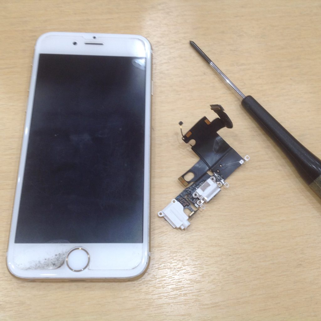 Iphone 充電 できない Iphoneの充電ができない場合の対処方法 Sylgf