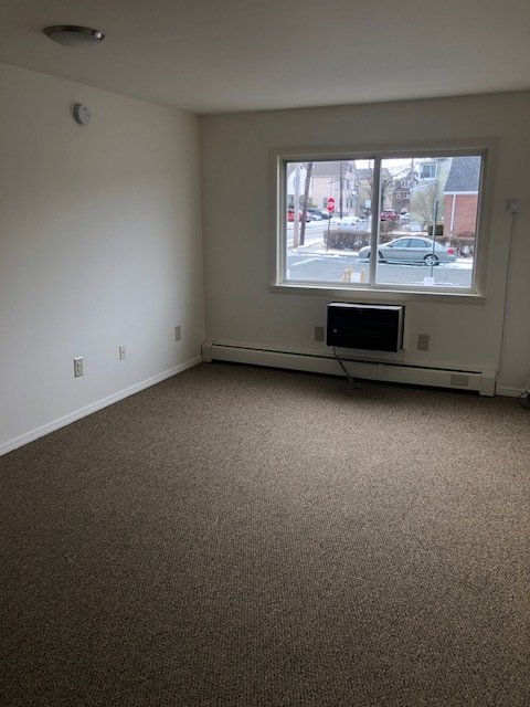 15.09.2020 · as of september 2020, the average apartment rent in new britain, ct is $893 for a studio, $1,081 for one bedroom, $1,102 for two bedrooms, and $1,195 for three bedrooms. Granfield Apartments | Bridgeport, CT | Affordable Rentals