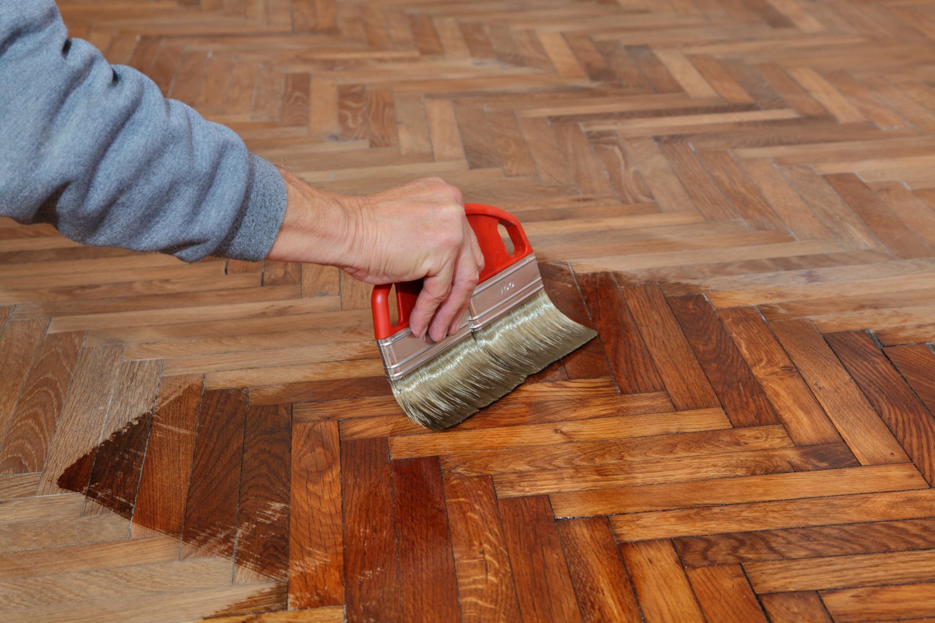 Learn about the benefits of hardwood flooring. Hardwood Flooring Services | Olathe, KS | Classic Hardwood