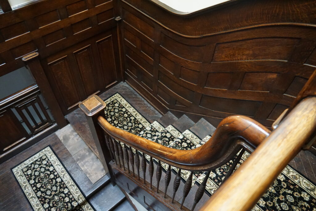 Main staircase- The King's Throne Inn