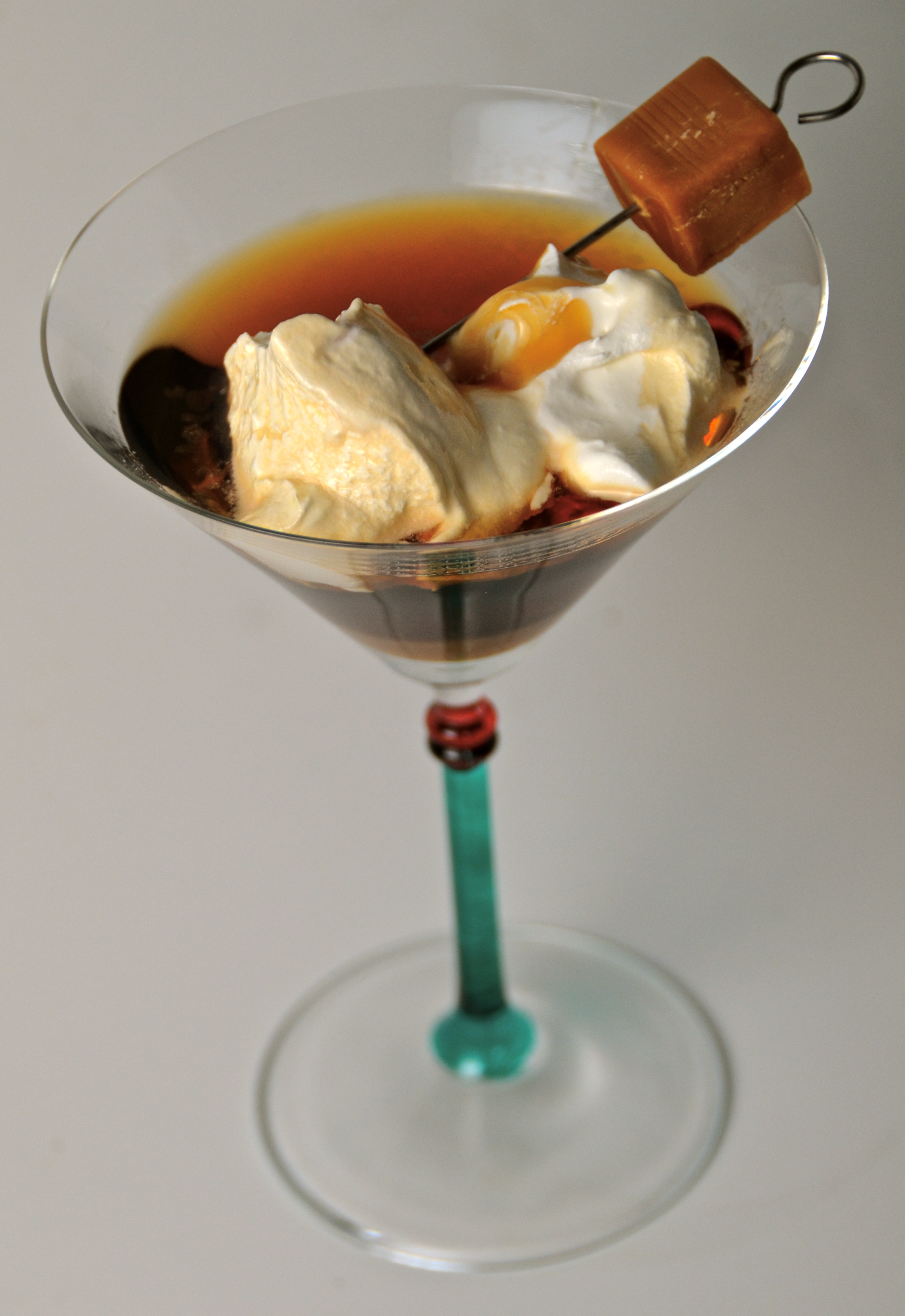 Kissing Caramel Cocktail. Ringing In The New Year With Drunk Mule. I