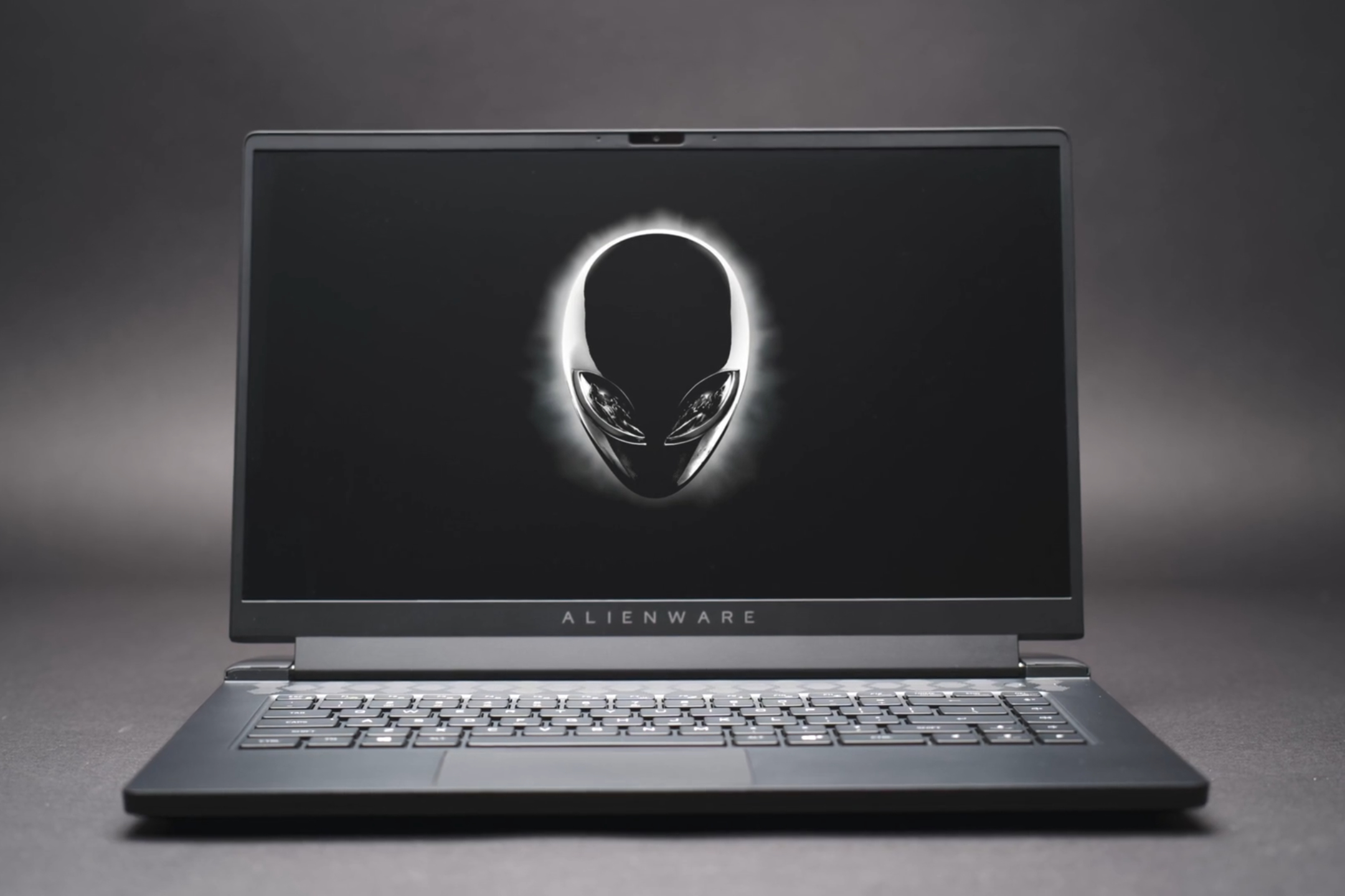 Новые игровые ноутбуки Dell и Alienware получили процессоры AMD Ryzen