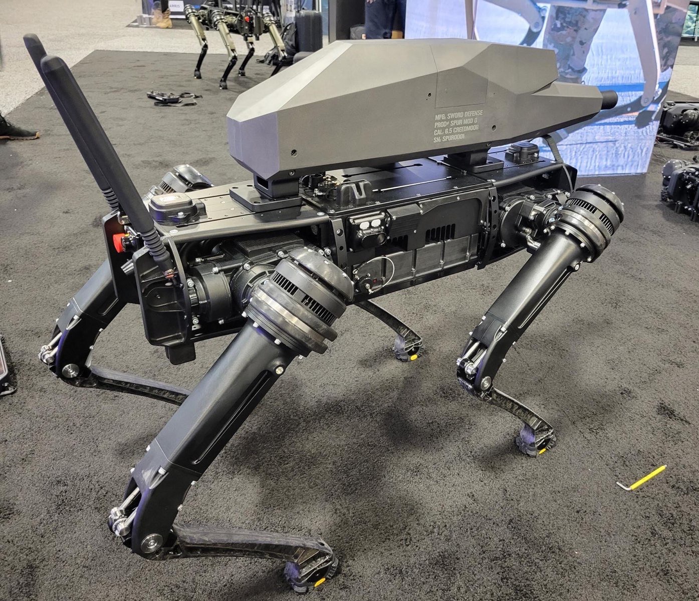 Ghost Robotics оснастила четвероногого робота Vision 60 автоматической винтовкой