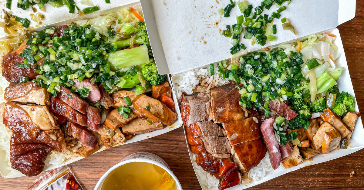 廣豐燒臘便當 |台中便當推薦，叉燒油雞用料裝到合不起來，難怪天天都有排隊人潮！