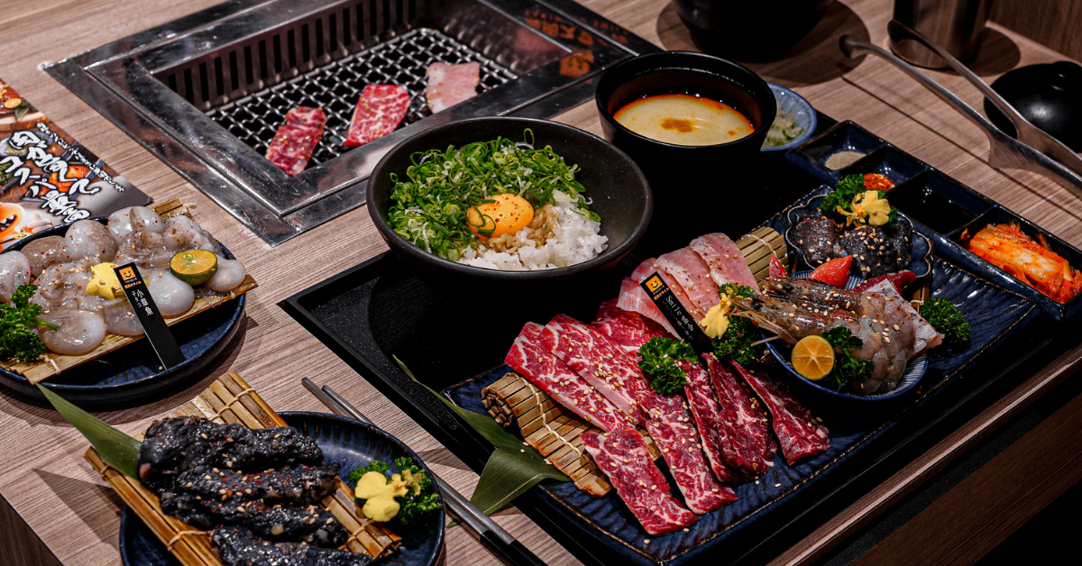 燒肉Smile台中高工店 |台中南區到凌晨4點的宵夜燒肉店，平價一人燒肉套餐只要200元起，築間幸福鍋物新品牌