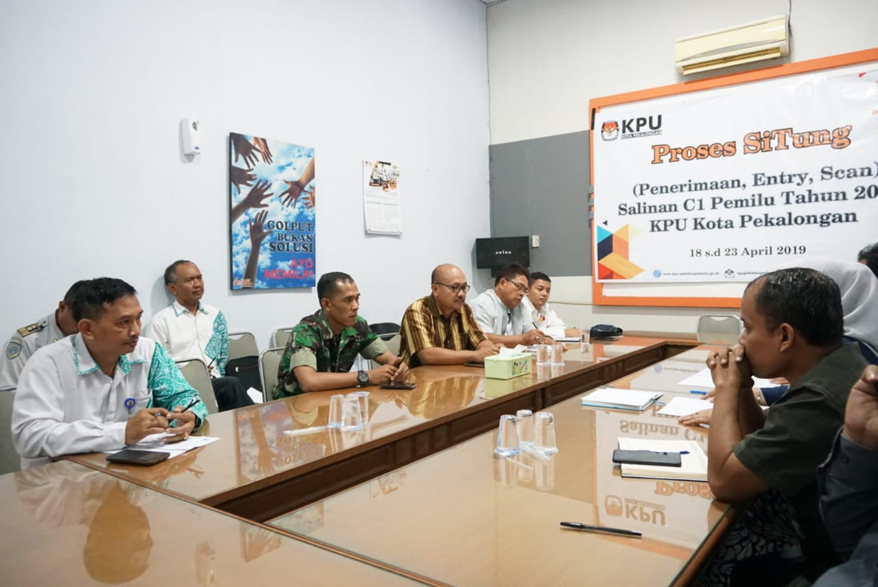 KPU Matangkan Persiapan Rekapitulasi Penghitungan Suara Tingkat Kota -  Pemerintah Provinsi Jawa Tengah