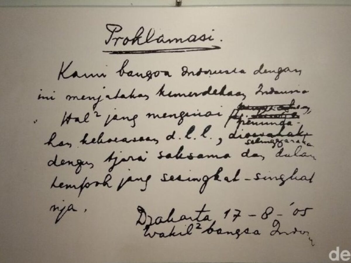 Sempat Dibuang, Ini Lika-Liku Sejarah Naskah Teks Proklamasi | Stories -  Jeda.id