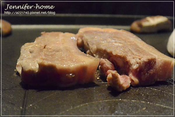 [捷運美食-中山站/松江南京站] 韓太閣韓國烤肉‧料理，吃烤肉穿韓服~不一樣的異國風味→→收編於HERE! 2014/9專輯-來自韓劇的美食