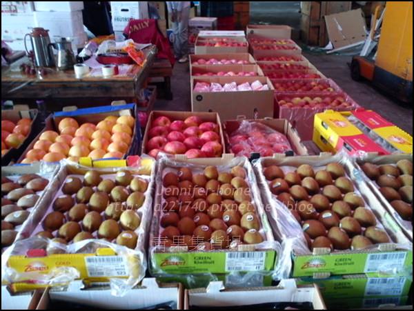 [旅遊新店] 新店賣水果的大批發地~~青果集貨場