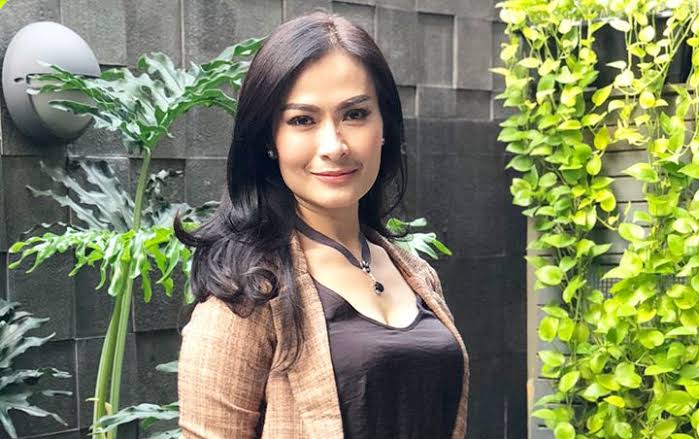 Anjuran :… more persatuan sains &. Iis Dahlia Dihujat | Kabartangerang.com