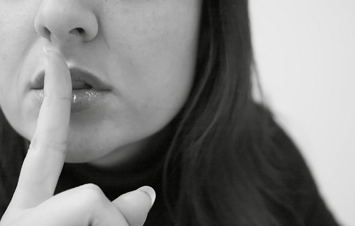 Молчать когда говоришь со мной достижение. Молчание – золото, или Как научиться молчать