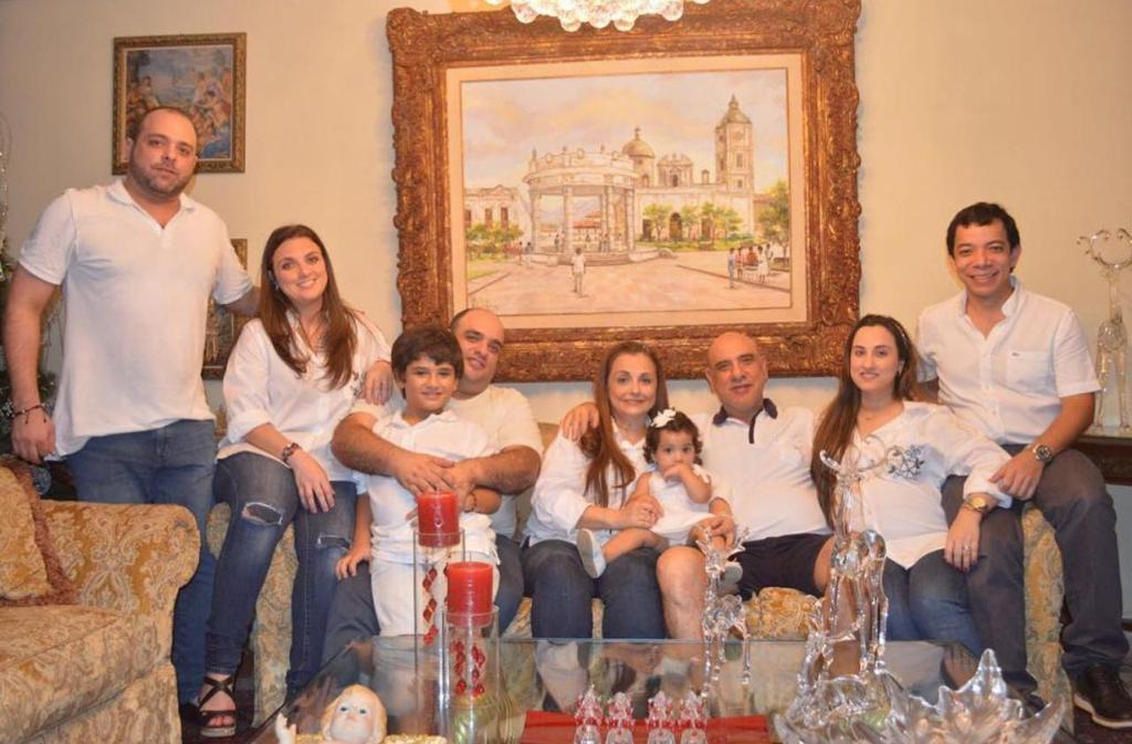 31 años del feminicidio de los 'hijos del poder' . El Legado Que Mi Madre Dejo Servir A Los Demas Karen Abudinen