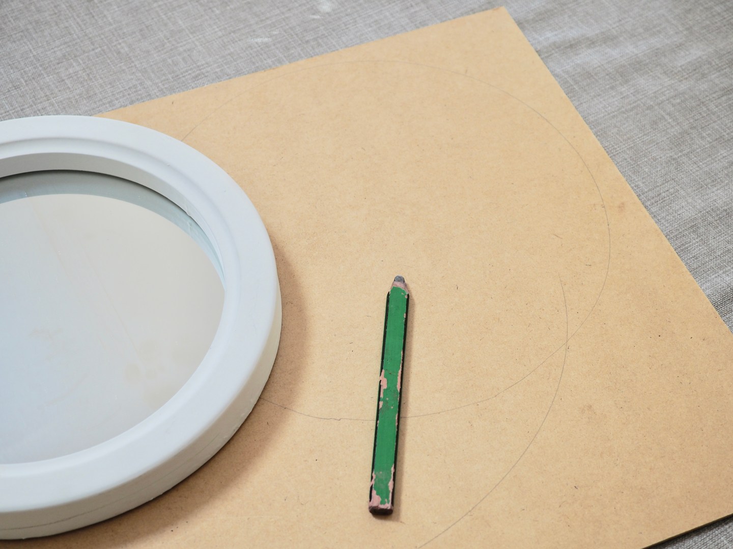 How to make a vintage style gold starburst mirror