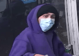 Denver police looking for two suspects in aggravated robbery | KDVR FOX31