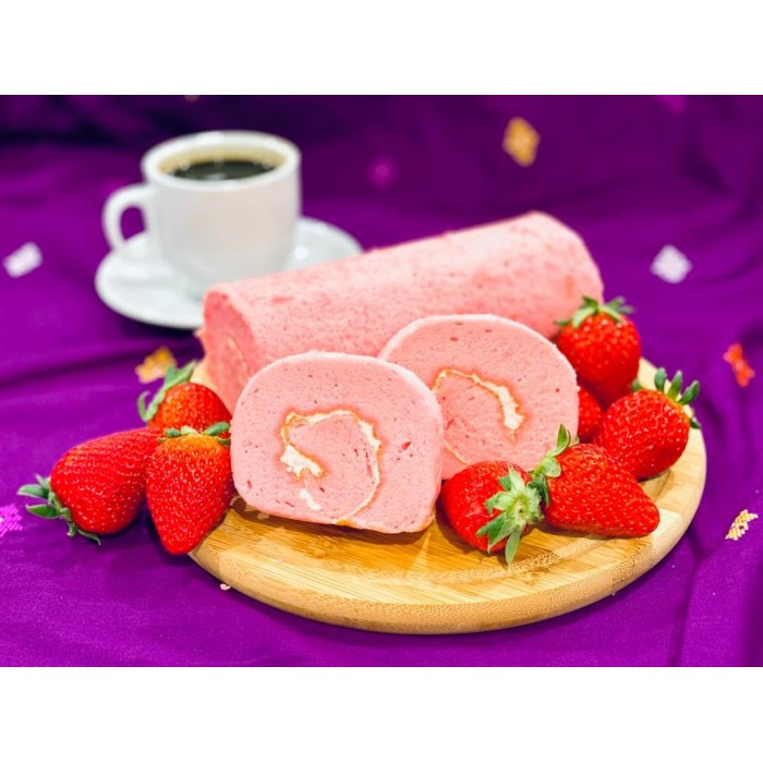 Strawberry Roll Cake
