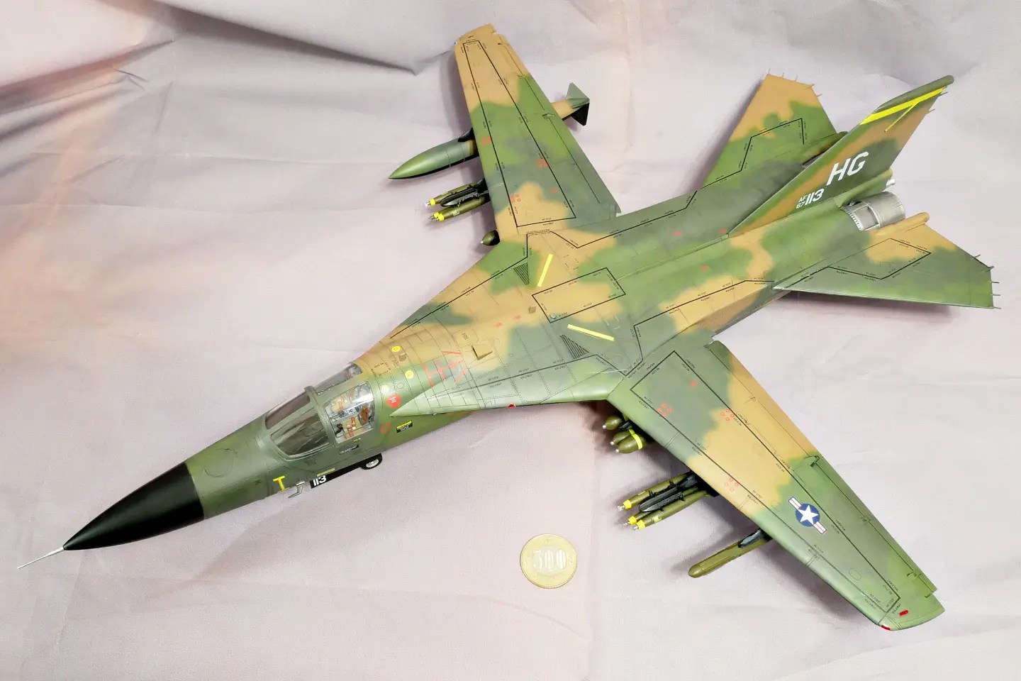 アメリカ空軍戦闘爆撃機 F-111A アードバーグ ホビーボス 1/48