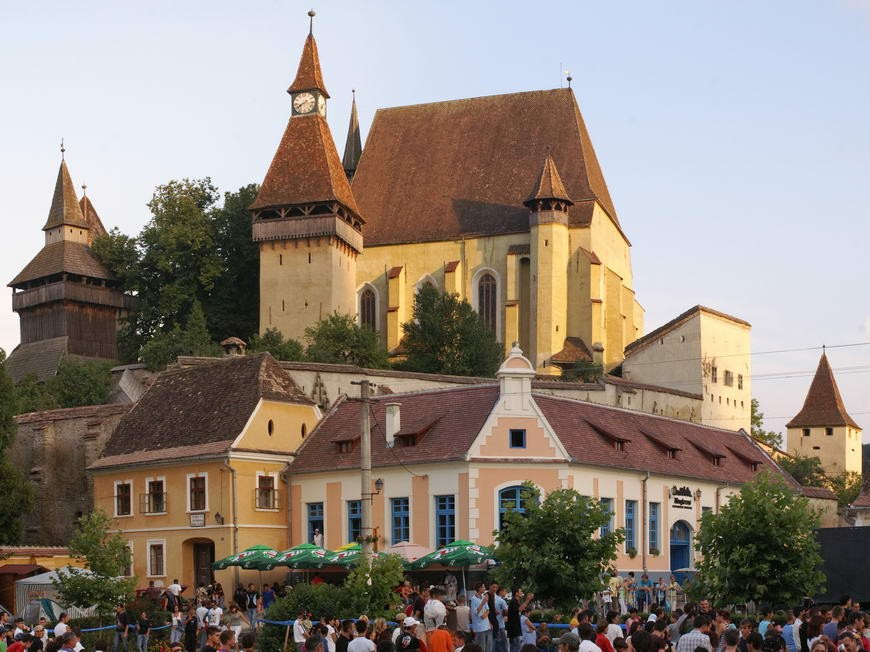 Ca la nicio altă biserică fortificată, bolta celei din biertan . Biertan Birthalm Stiftung Kirchenburgen