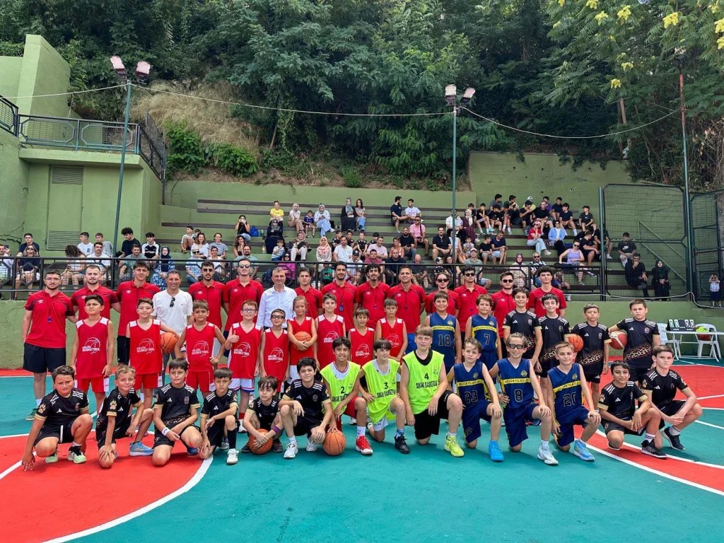 Gölcük’te Sokak Basketbolu Turnuvası Başladı