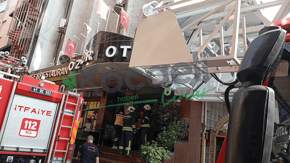 İzmit merkezde otel yangını korkuttu: Çamaşırhane kullanılmaz hale geldi