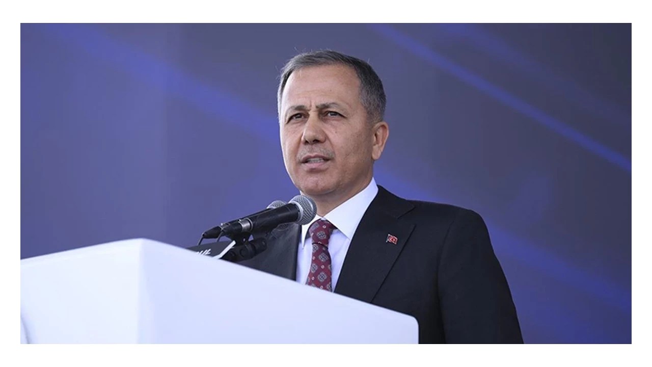 Bakan Yerlikaya uyardı: Eski sürücü belgeleri için son 21 gün!