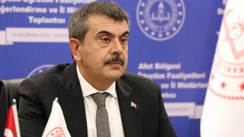 Bakan Tekin’den Okul Kayıtlarına Yeni Düzenleme!