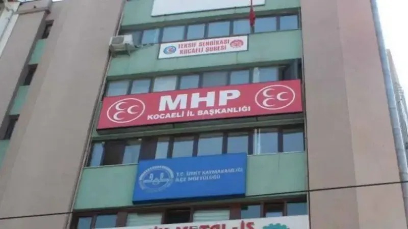 MHP’de yazılar geldi, o ilçe başkanları görevden alındı!