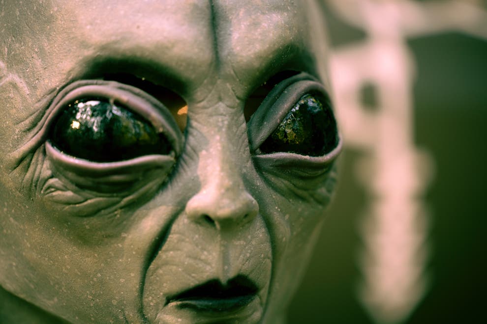 Alien Ramah Tapi Tidak Bisa Diprediksi Mereka Akan Menakhlukkan Bumi, Kata  Teori String Michio Kaku - Koran Jogja