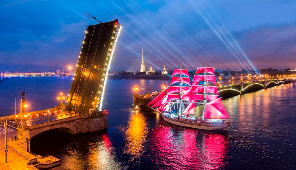 Купите билеты на экскурсию прямо на сайте! Ekskursiya Razvedenie Nevskih Mostov Ot Mednogo Vsadnika