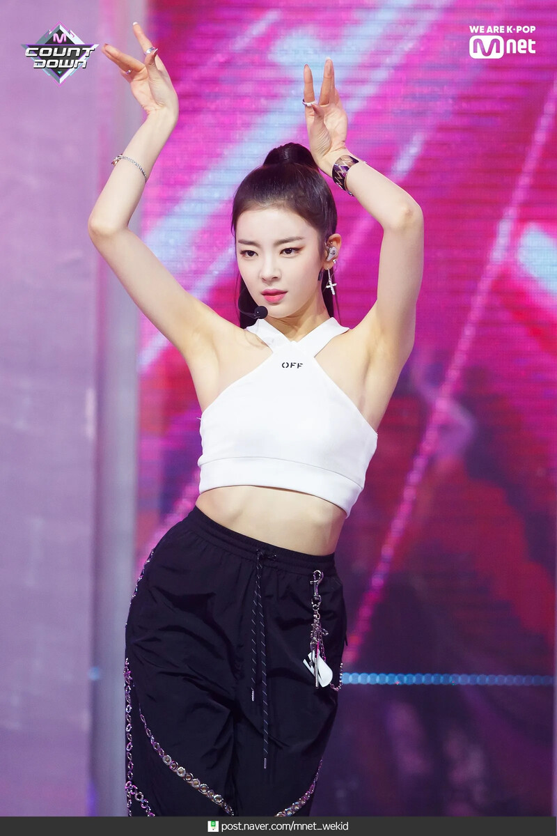 Even though the scale of the coronavirus outbreak in north korea is unknown to . 190214 ITZY Lia - 'Dalla Dalla' Debut Stage at M Countdown