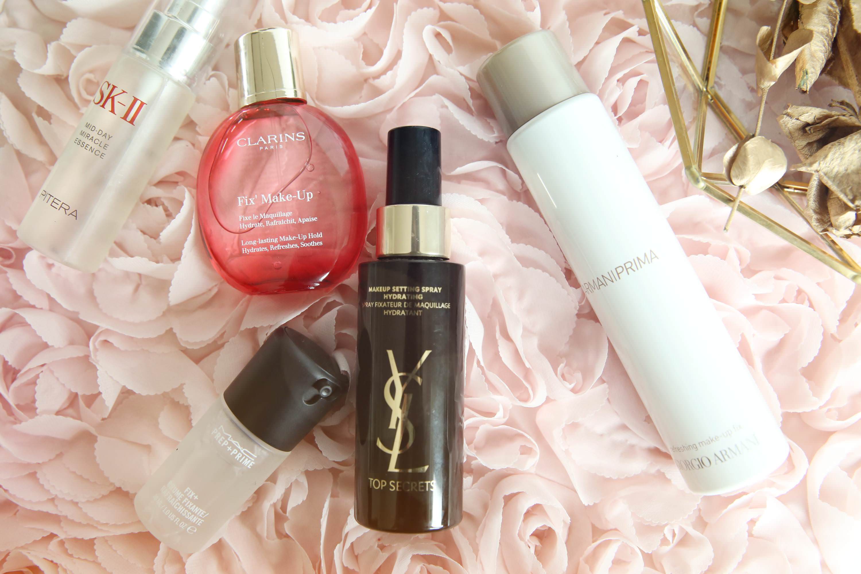 <評比>專櫃定妝噴霧評比！MAC、CLARINS、GA、YSL 、SK II