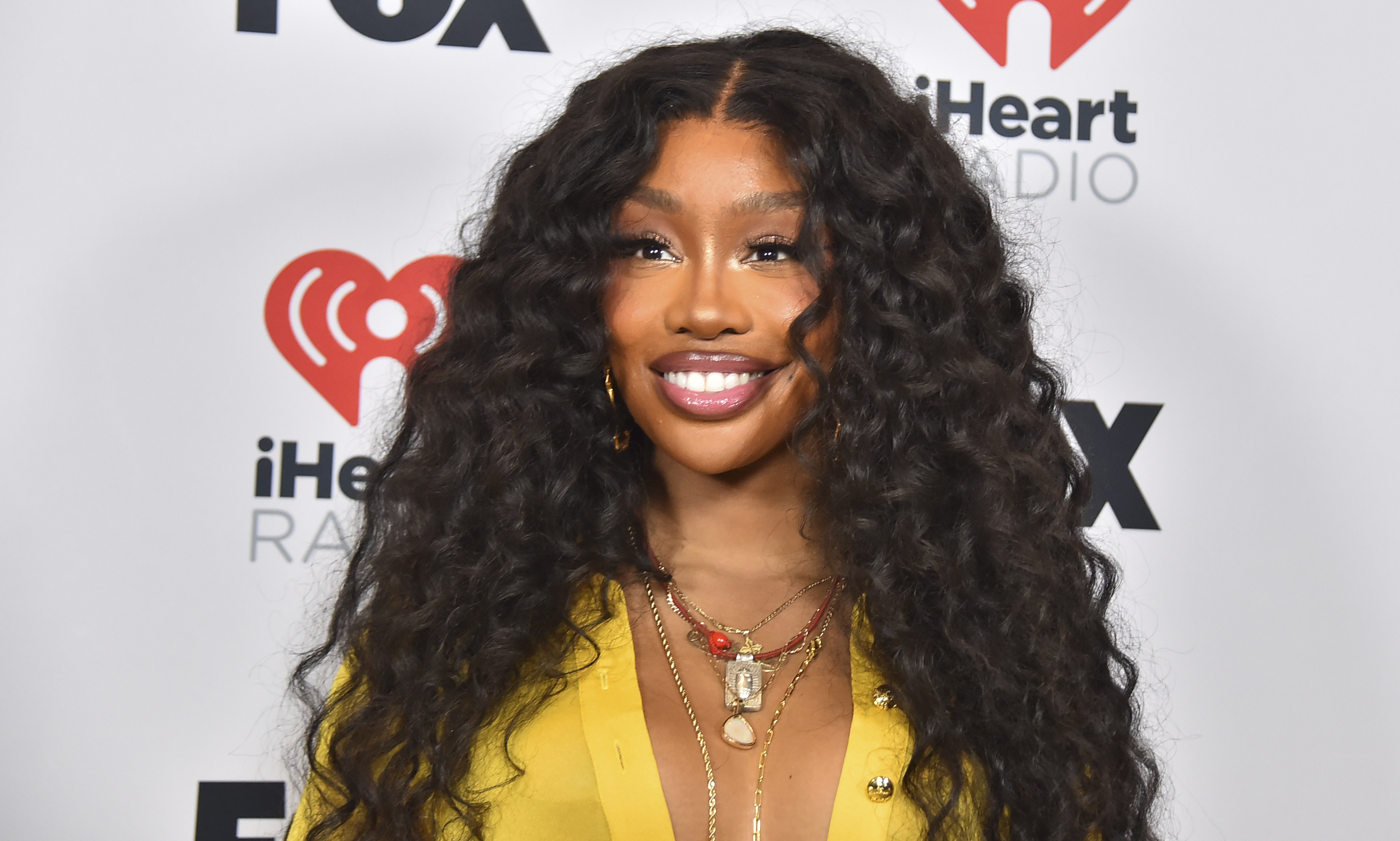 sza real net worth - Ilustrasi 2