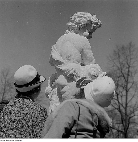 Analyse Von Plastiken Skulpturen Statuen Bildnissen Kunst Du