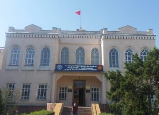 Юристтер Маданият министрлигинин тасмаларды көрсөтүүдө уруксат алуу демилгесин сындап чыгышты