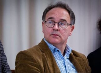 Кыргызстандык жазуучу Олег Бондаренко көз жумду