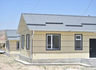 Баткен: Чек арадагы куралдуу жаңжалда бузулган үйлөрдүн 416сы курулуп бүттү